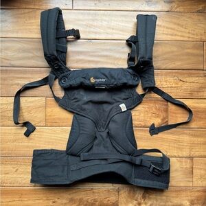 Ergobaby Midnight Black Carrier